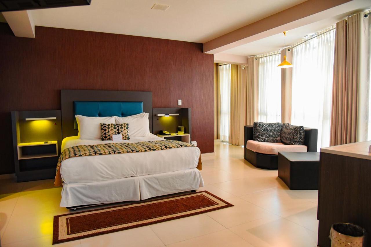 Camino Plaza Hotell Cochabamba Eksteriør bilde