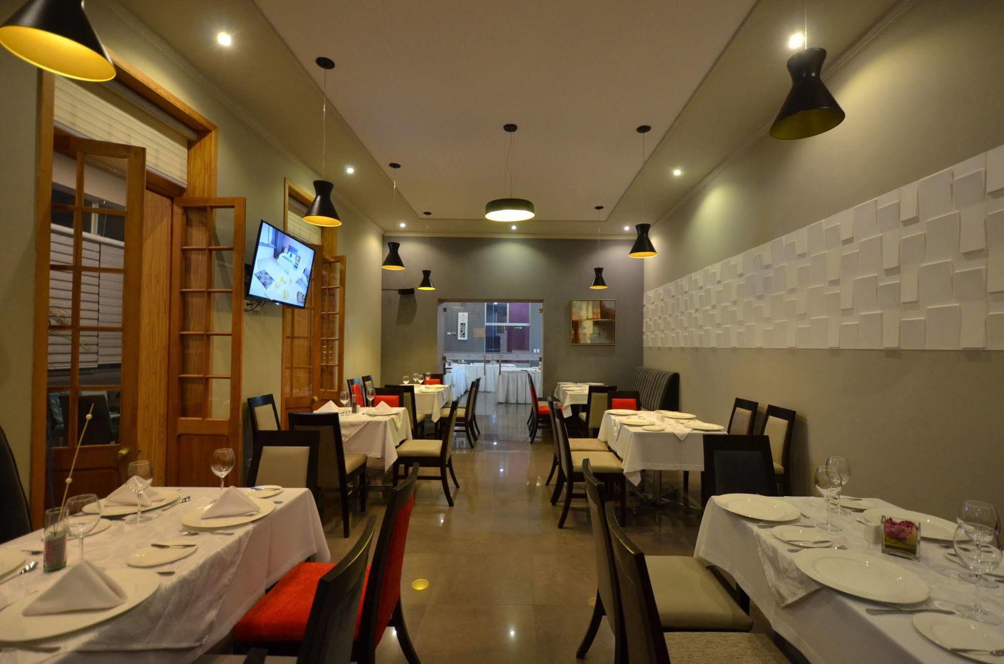 Camino Plaza Hotell Cochabamba Eksteriør bilde