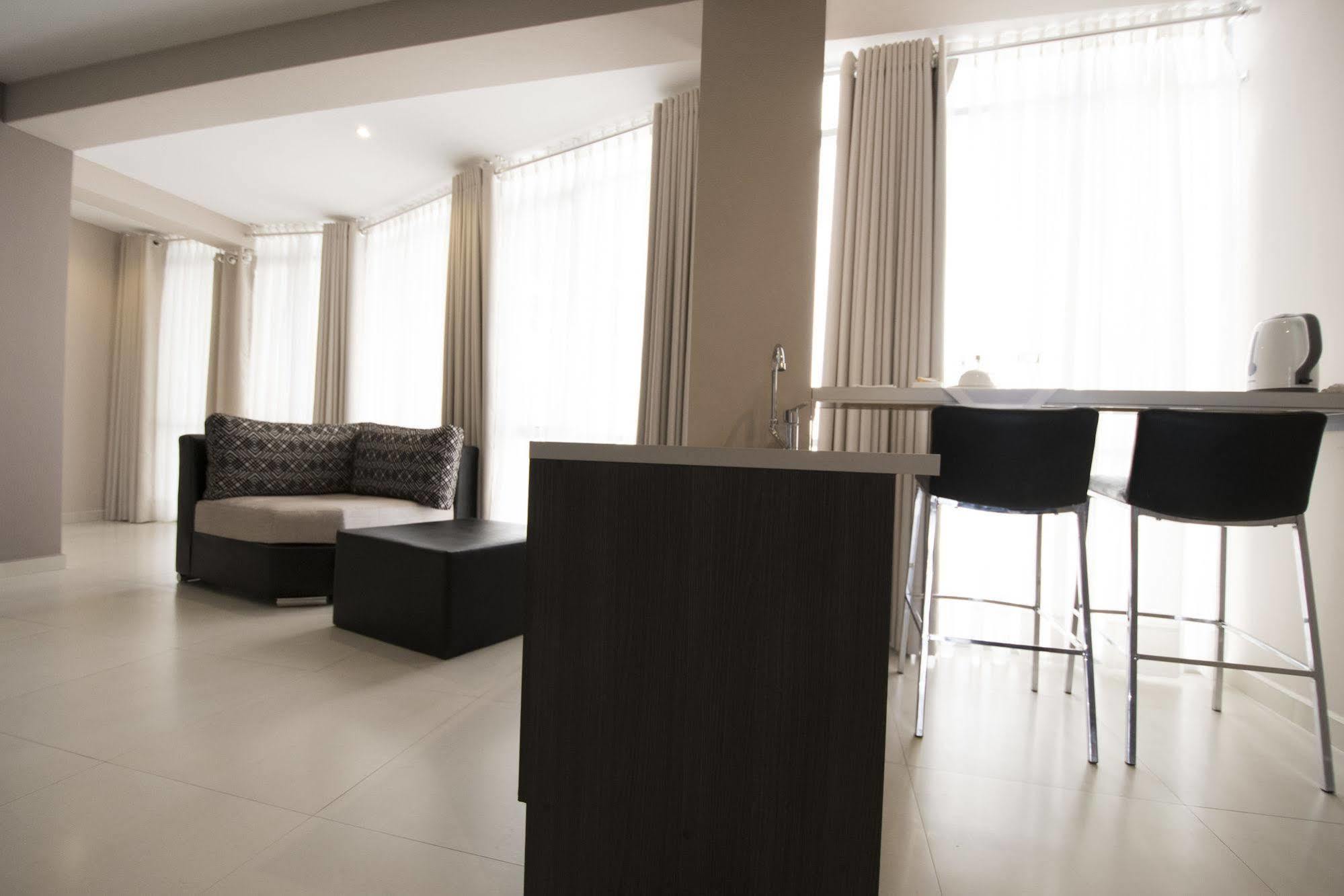 Camino Plaza Hotell Cochabamba Eksteriør bilde